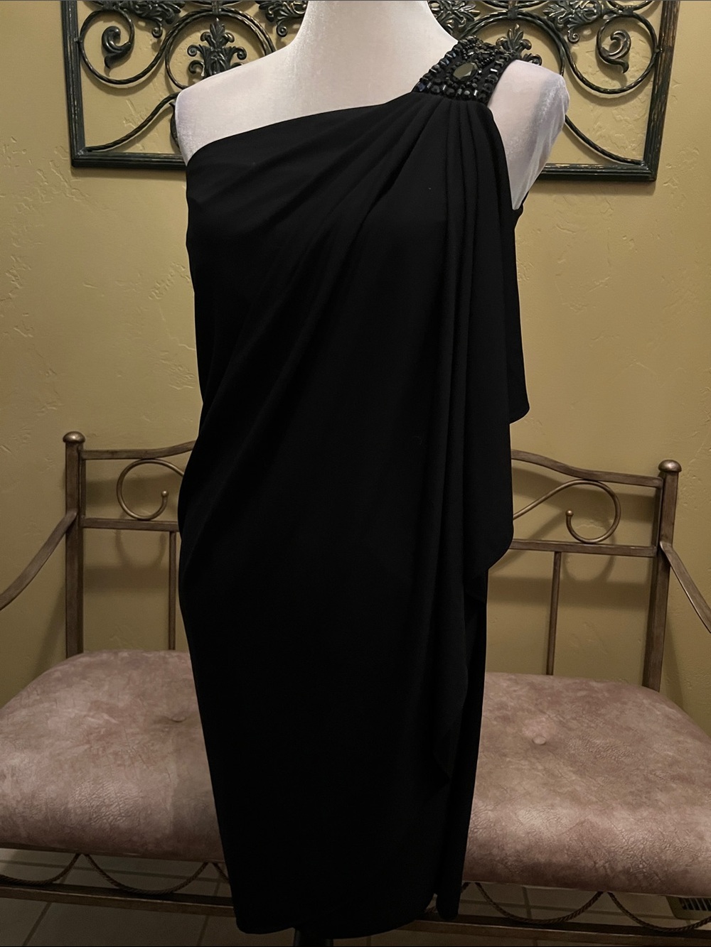 Maggy London Elegant One-Shoulder Black Dress with Beaded Strap